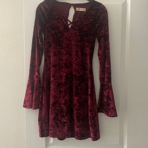 Crimson velvet dress from Hollister. XS. 25in long.